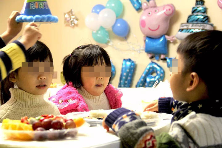家长|在幼儿园给孩子过生日，是“新颖”的尝试，还是攀比心在“作怪”