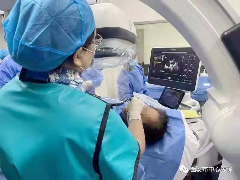 手术|一箭双雕——西安市中心医院心内科成功实施微创房间隔缺损+左心耳联合封堵术