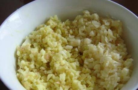 蒜什么时候下锅 fbb1db232a264c2a8284a6c62fc0048d.jpeg