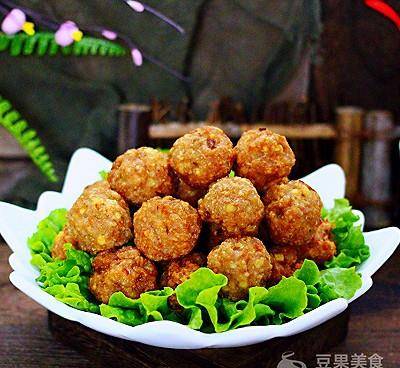 肉丸|#新年开运菜，好事自然来#团团圆圆的香炸猪肉豆腐丸子
