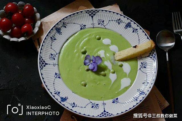 加入适量|把春天吃到肚子里豌豆加点牛奶做碗汤，老公放下勺子直接端起碗喝