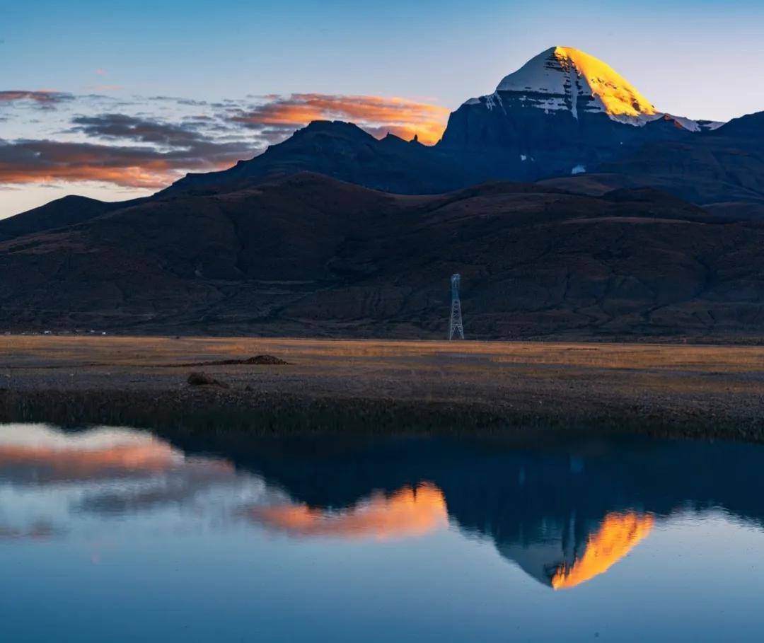 美图 此生必看的西藏日照金山,究竟有多震撼?