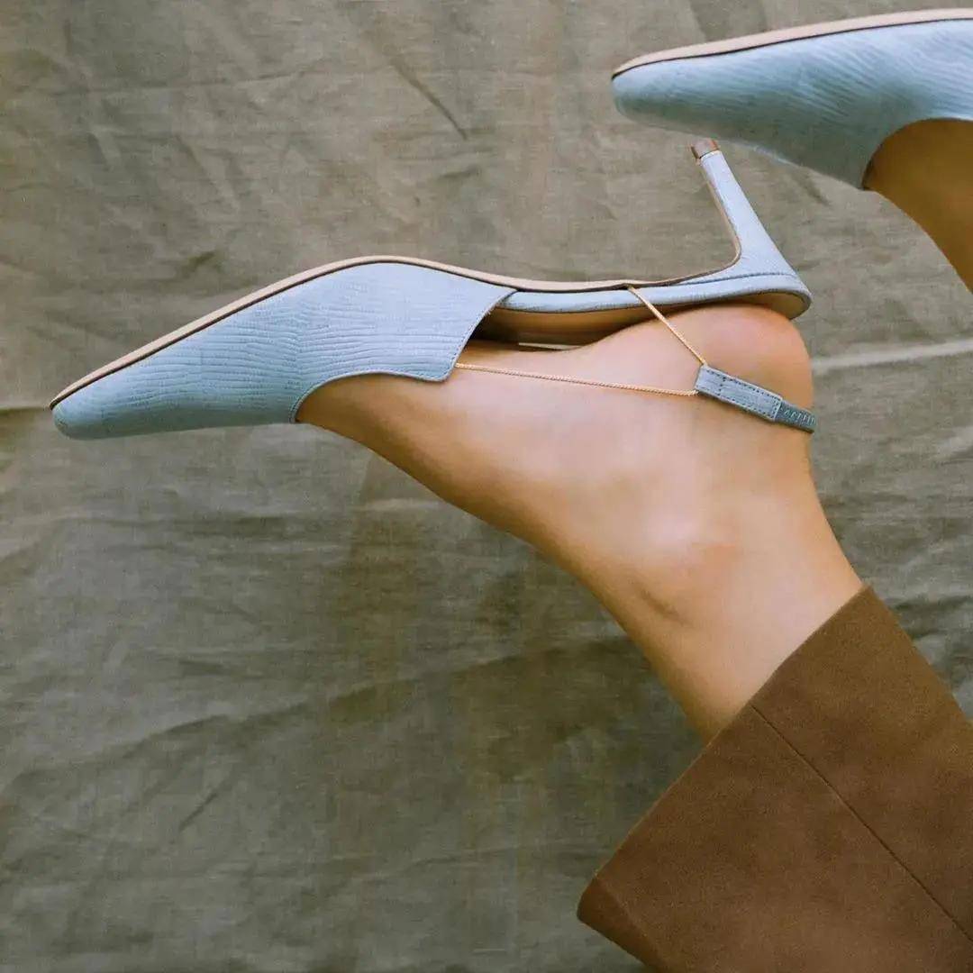 褐色|今年秋冬流行色的高阶穿法来了！巨美巨高级，谁穿都美！！