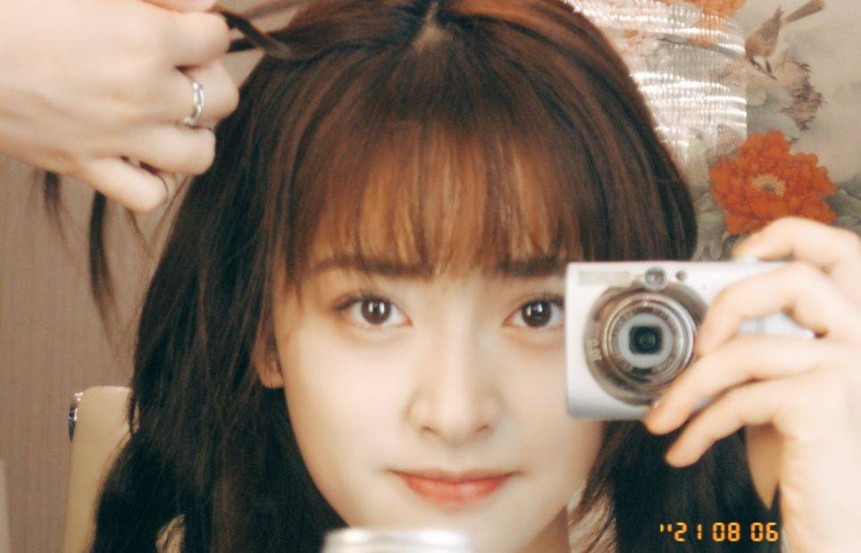 展开|沈月爸爸替沈月宣传新剧也太努力了