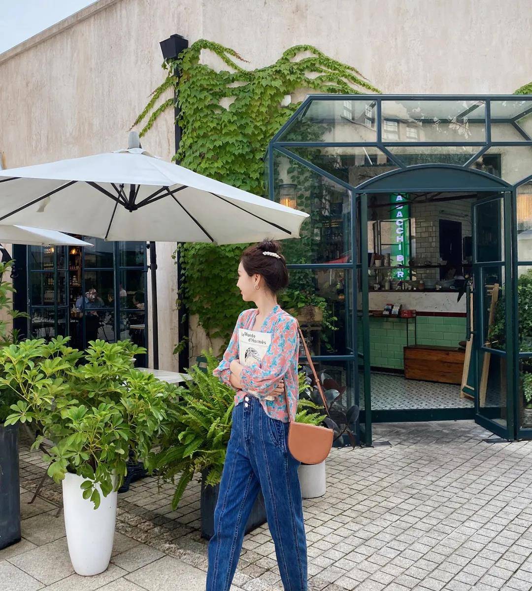 什么是莫奈花园风穿搭 1445d274ce3e4a1b8b45fcb0e1f3962c.jpeg