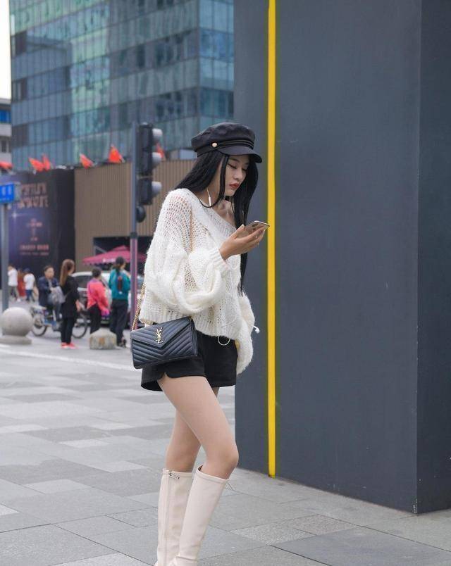 整体|贴身束腰的瑜伽裤，让着装造型远离廉价感，更显气质