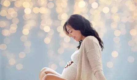 子宫|育儿说:孕4个月准妈妈有什么感觉?孕中期妈妈4大注意事项莫忽视