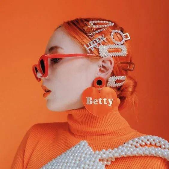 褐色|今年秋冬流行色的高阶穿法来了！巨美巨高级，谁穿都美！！