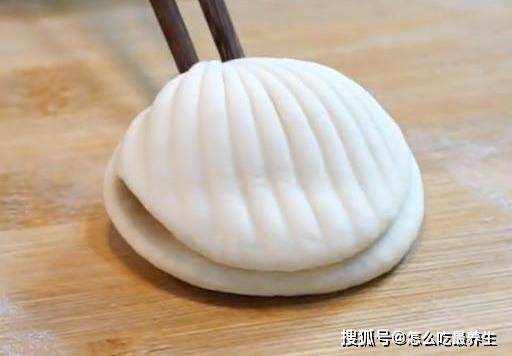 做法|五花肉这样吃真过瘾，蓬松暄软、香而不腻，一次能吃5个