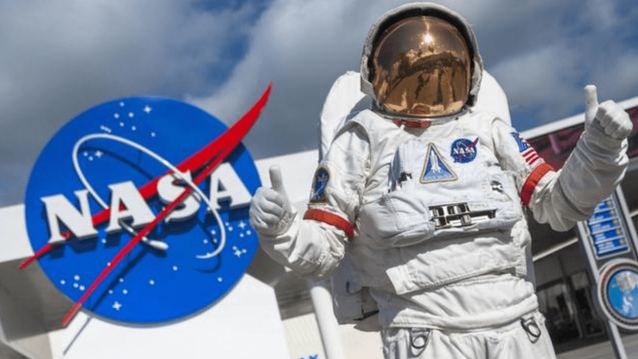 宇宙空间站儿童 ee23f37188ba49c0b5c7ce2c8fb1de11.png