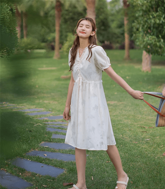 曲线|夏季的鞋子搭配要以舒适和清爽为主