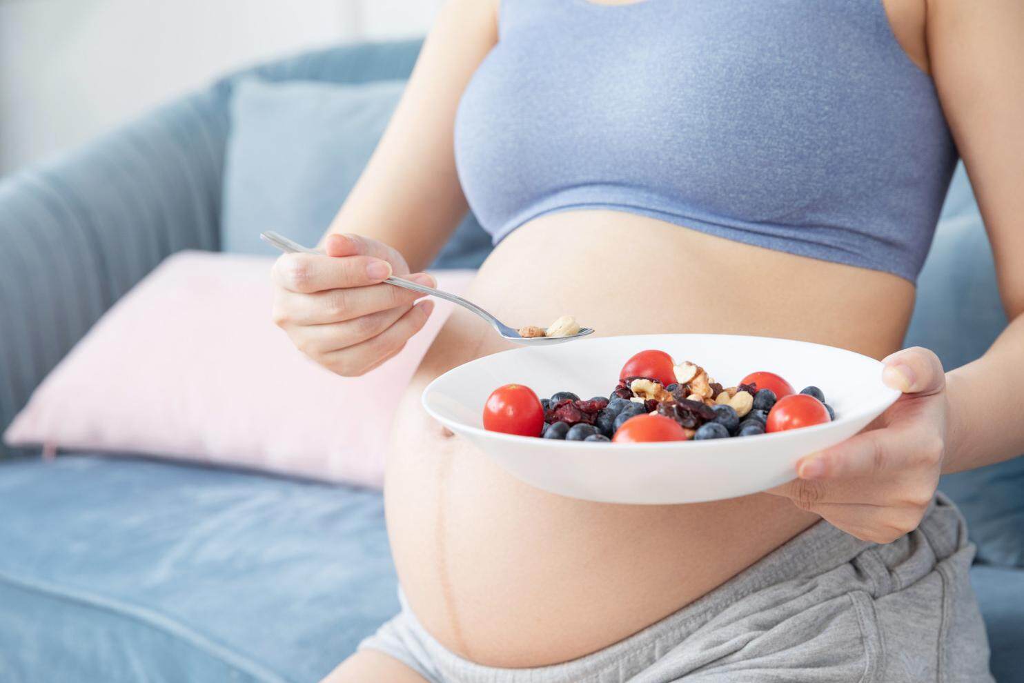 补充|孕期营养指南，孕妇多种维生素片吃起来