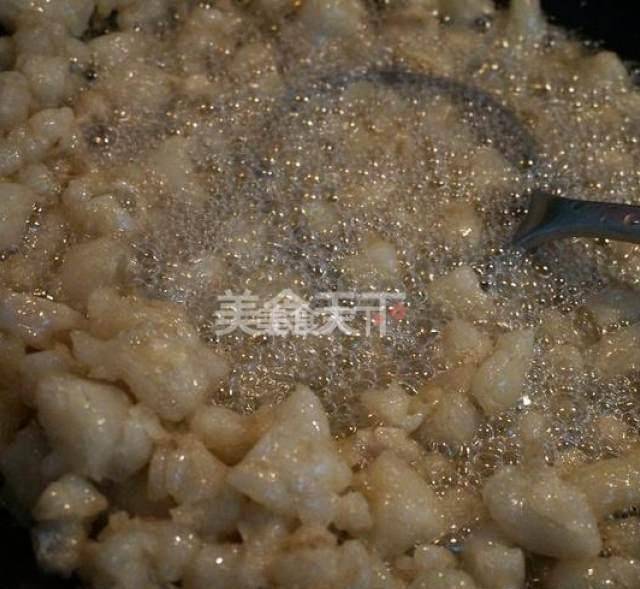 猪油怎么熬才能用来护肤 374f91cbb5a04a1b8a8255e778cdca8c.jpeg