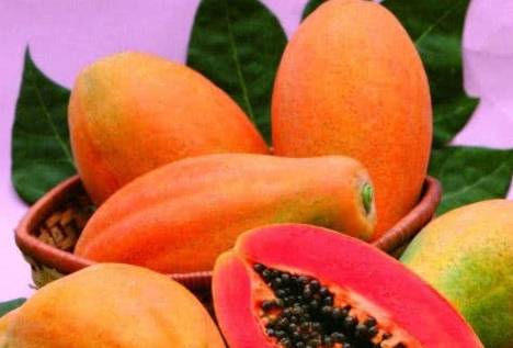 体重|女生来例假，4种“零食”大胆吃，助你排清子宫污血，体重蹭蹭降