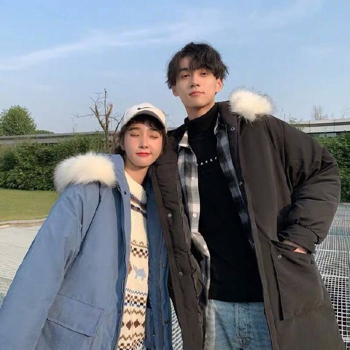 情侣装怎么穿才甜？这6款时尚单品情侣装搭配，保暖时髦甜度满分_皓宇