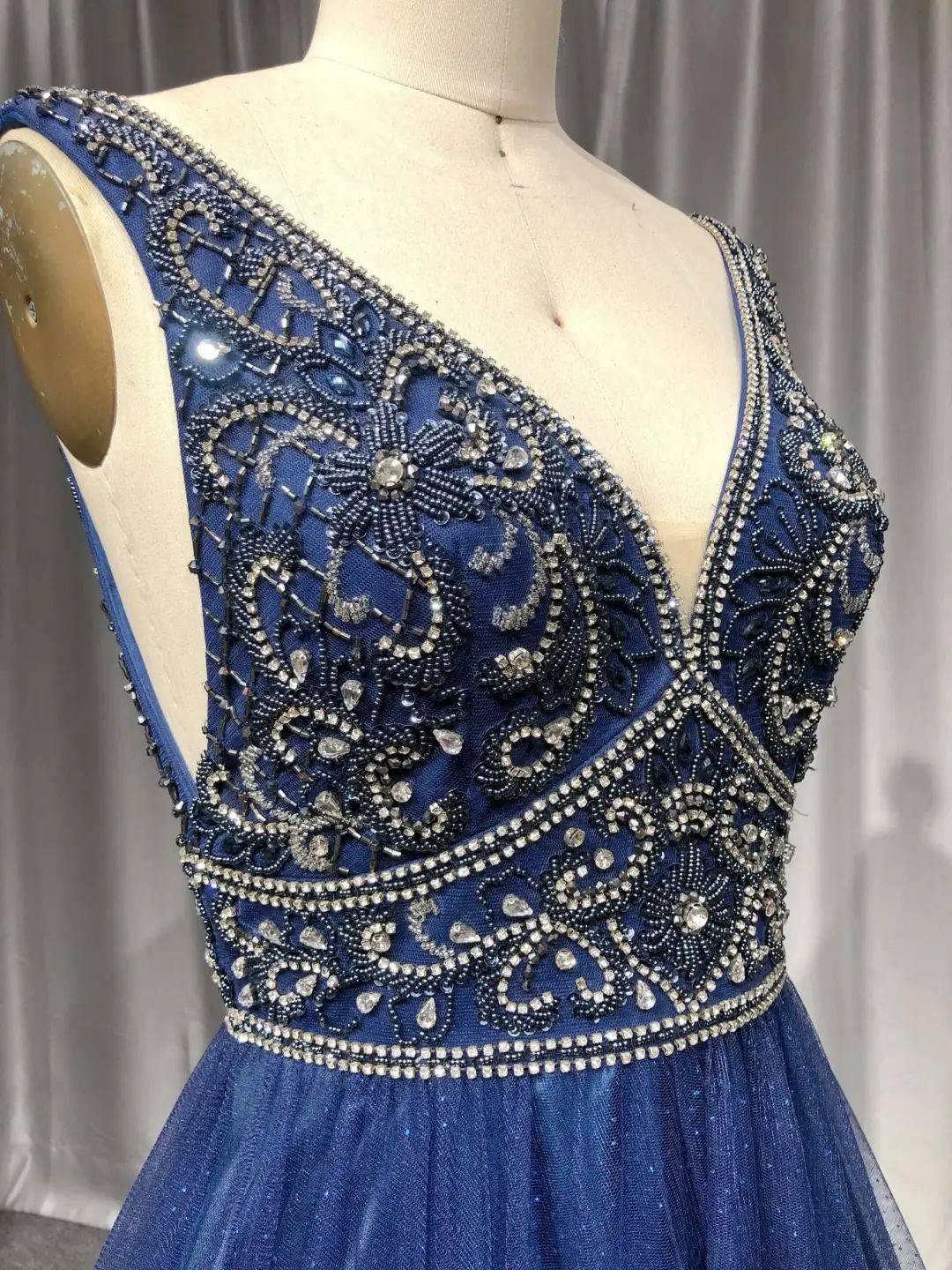 设计|小E优品推荐 | “国色”婚纱礼服，中外设计力量