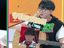 夏天|橘子晚报:董子健孙怡被拍,细节好甜;林志炫和队友起争执?