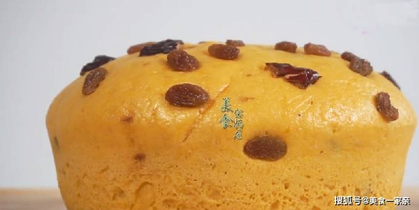 做法|半个南瓜一瓢面,不加水这样做出来的发糕,当早餐比面包松软营养