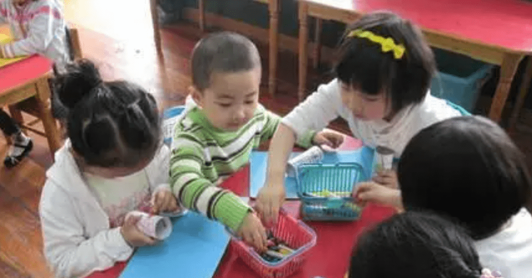 因为|幼儿园群内发午餐照，家长眼尖发现问题，直接找园长讨说法