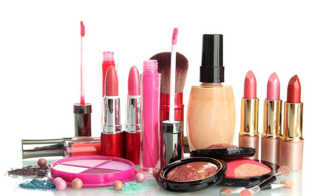 品类|新消费赛道之化妆品:行业蓬勃发展,国潮东风已至