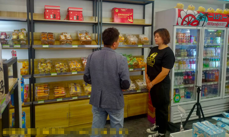 模式|三点优势是很多人选择零食店的重要原因