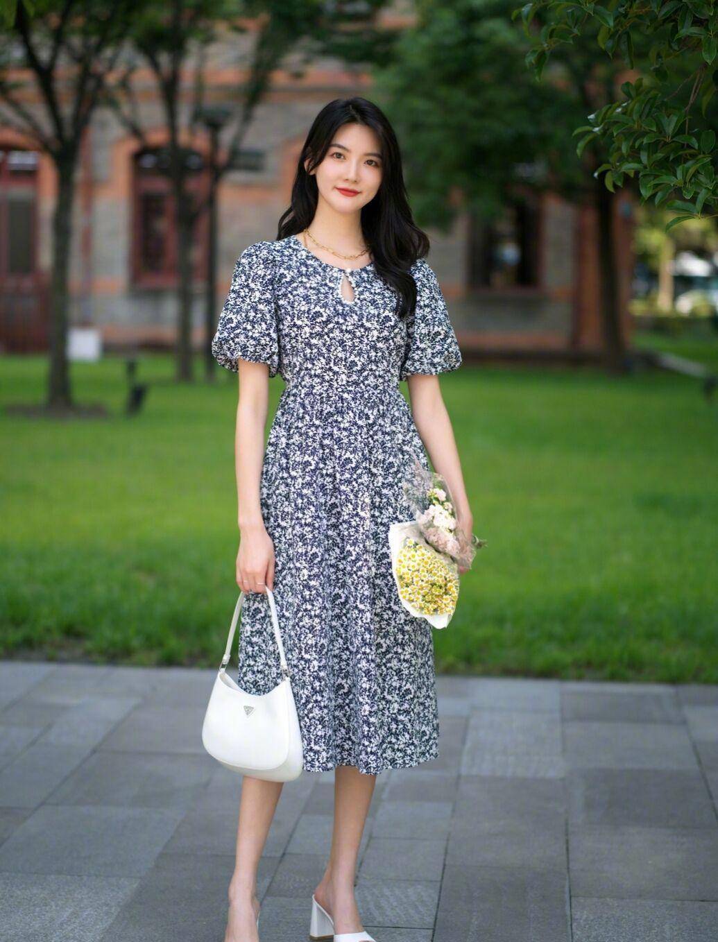 设计|碎花裙那么美,为什么你穿总是显老气?