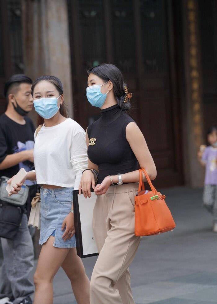 亮点|时尚服装派上了大用场，秀颜值又秀身材，舒适又迷人