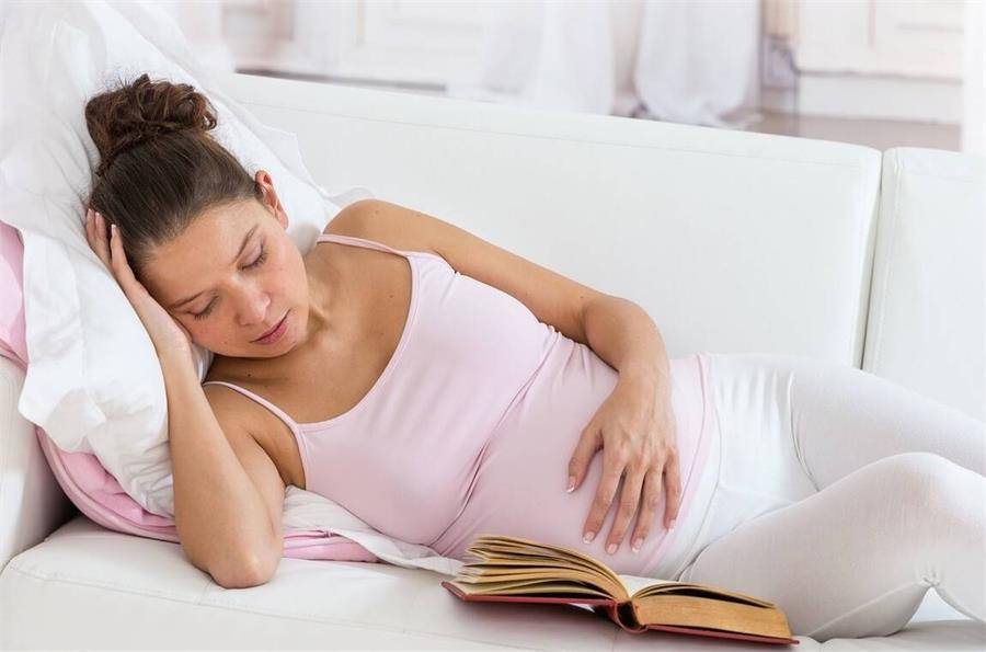 时间|孕期经常熬夜，对宝宝的伤害很大，孕妈们别不当回事