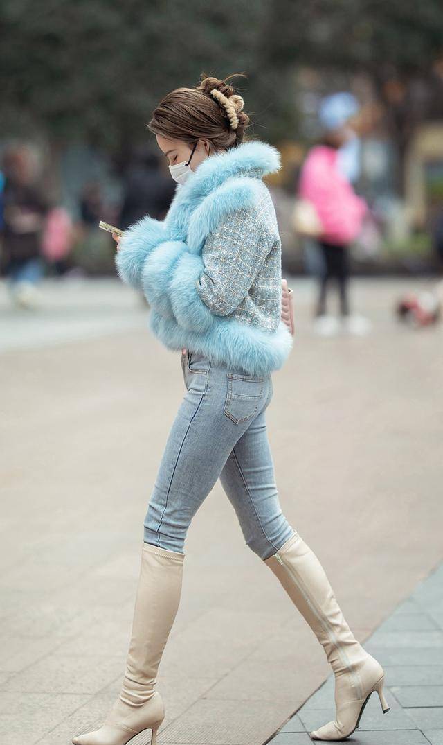 花色|亲民风格的打底裤，兼具优雅与舒适，非常迷人