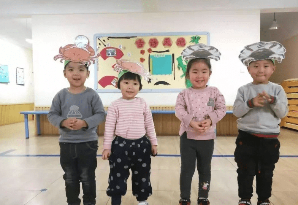 进行|众多家长提议，将幼儿园纳入“义务教育”，教育部门的回应来了