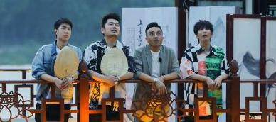 美食|“天天兄弟”尋覓美食，王一博可愛到犯規，預告備受期待