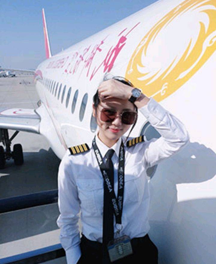 怎么做才能当飞机机长 761574d2173a4372b1357cf98dd199fa.jpeg