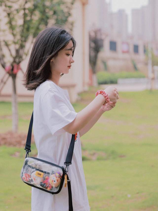 设计|早秋想要穿出甜美少女风，这几件外套一定少不了！想不时髦都难