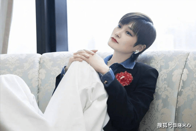 流水的奖项，铁打的宇春，流量鼻祖李宇春的黑红往事！