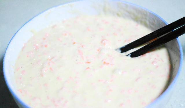 时间|早上只需5分钟时间就可以做一份健康营养美味的红萝卜鸡蛋饼