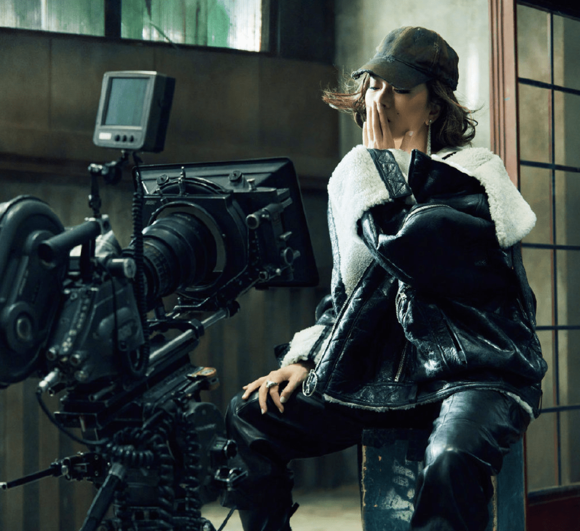 口红|巩俐最新杂志封面曝光，拍大片致敬电影，女王气场全开