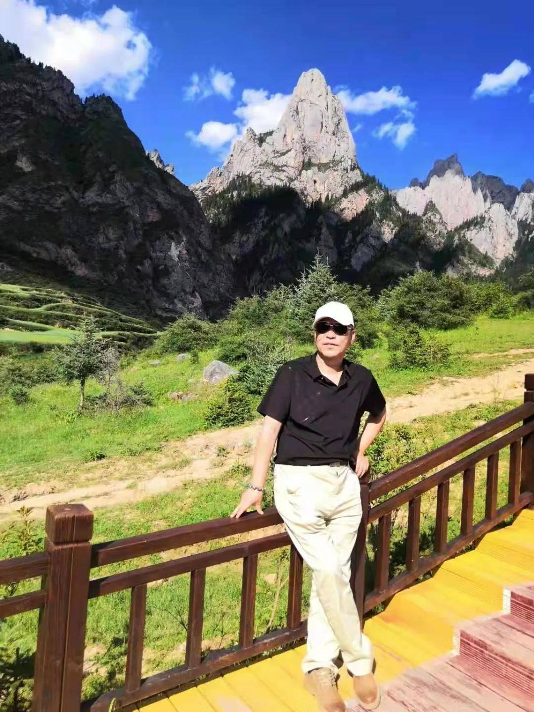 《东方丹青》中国当代书画名家学术观摩展—何建祥