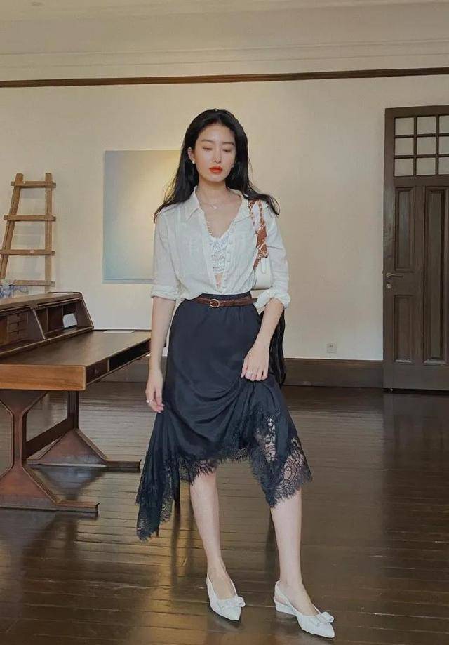 白女士|欧阳娜娜值3w的名媛标配，扒家底竟是ZARA的伪豪门姐妹？