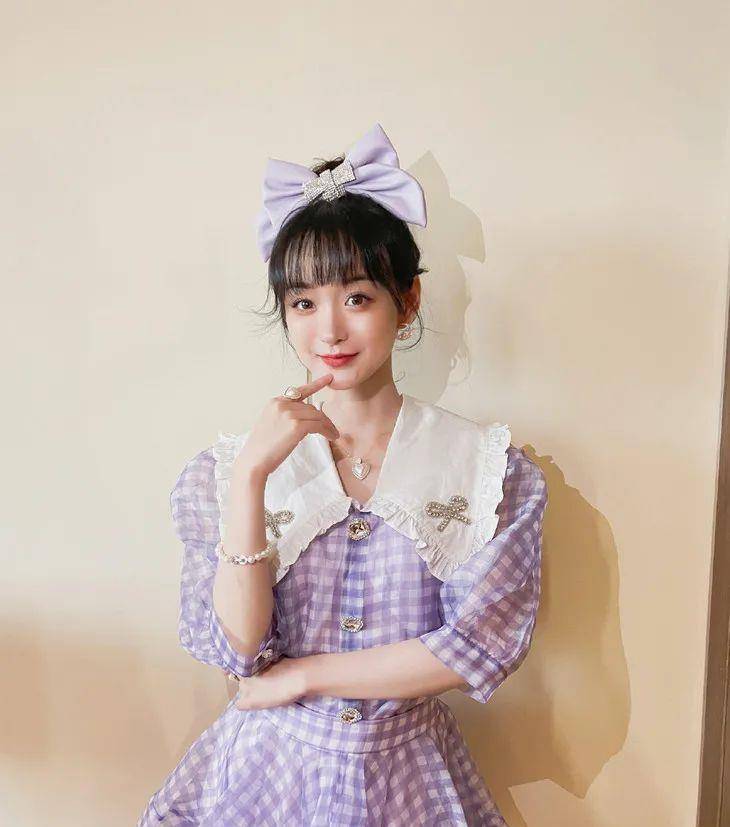 宫廷中|下周穿什么｜一起穿X型裙才是好姐妹！