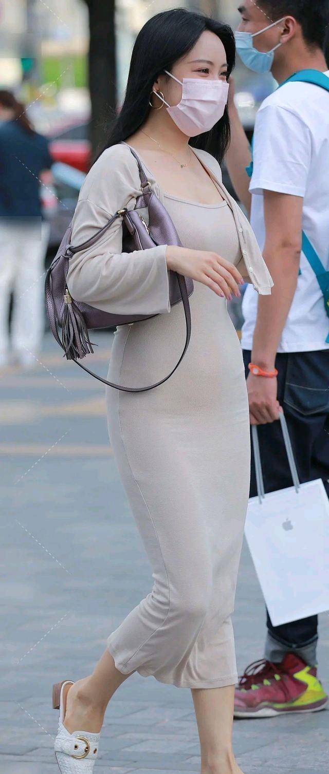 都能|高贵优雅的连衣裙装扮更添清纯美感，展示美好身材，文艺复古