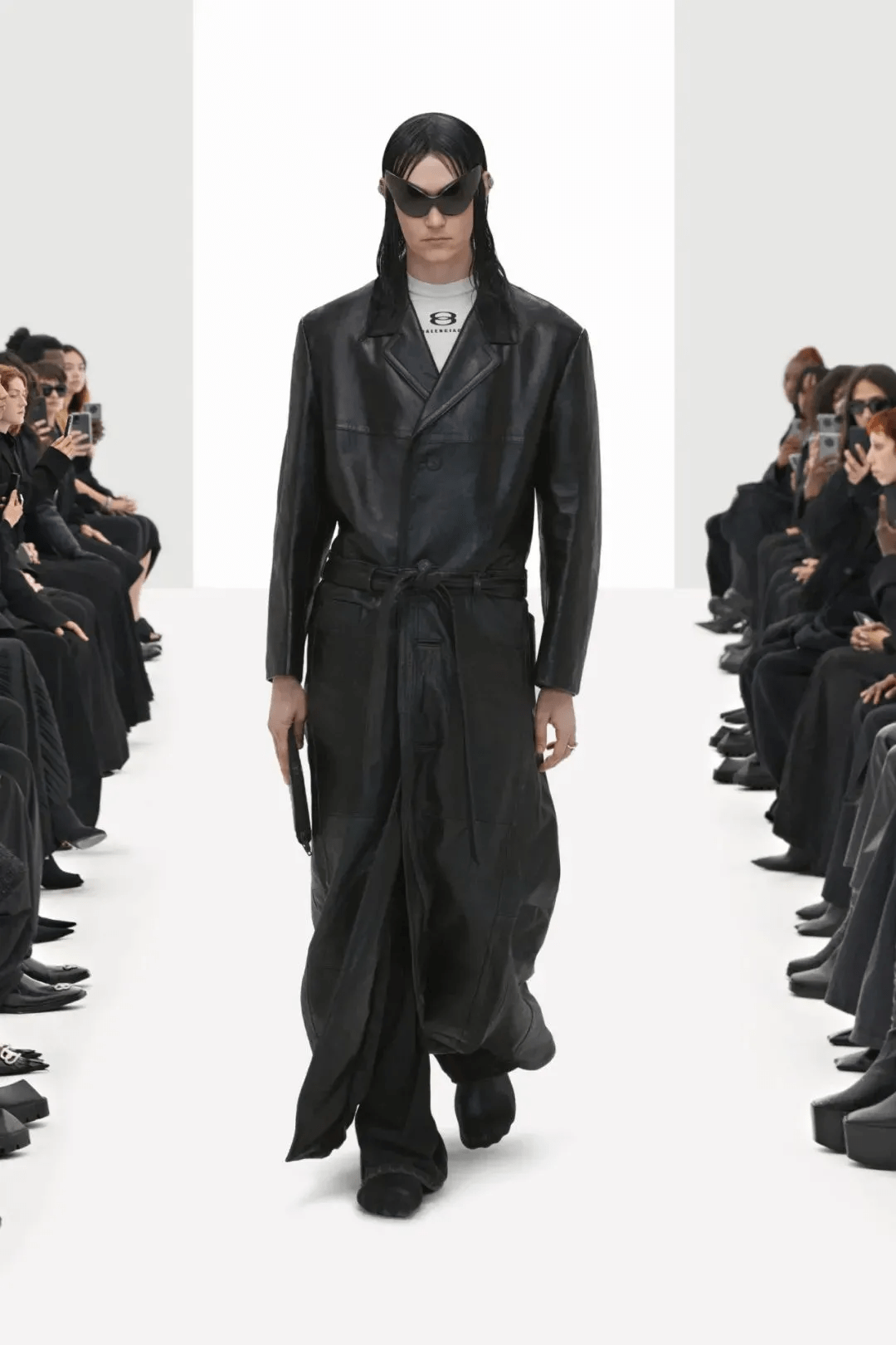 扣子|内娱男徳穿衣指南