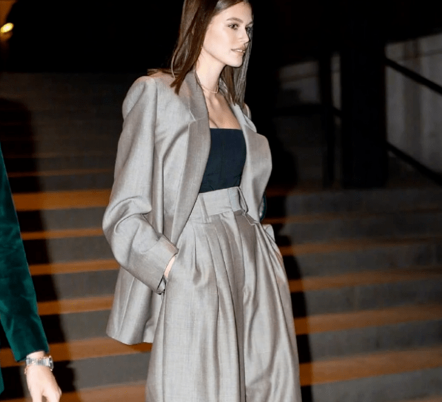 廓形|微胖的你需要一件廓形西装！宽松硬挺剪裁帅气度拉满，百搭还显瘦