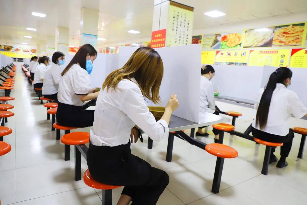 疫情|防疫不松懈，演练筑防线 | 直击西安轨道交通技师学院疫情防控演练现场