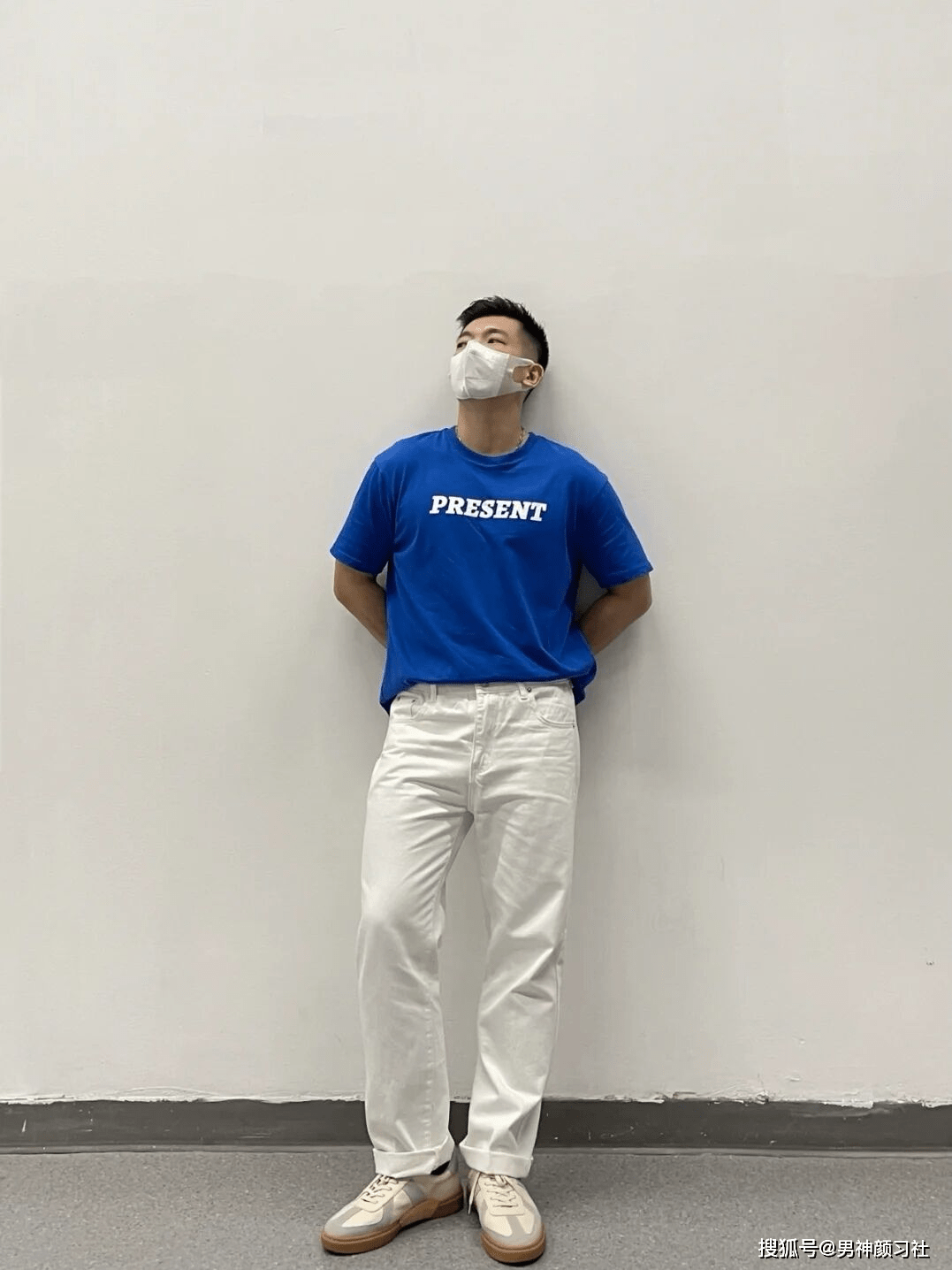 蓝色|范丞丞教你把天空和大海穿在身上!“克莱因蓝”,你的显白神装