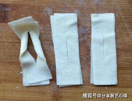 方法|不和面不揉面,在家轻松炸排叉,10分钟做一锅,个个香酥脆还划算