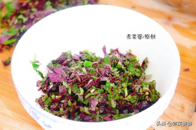 苋菜|营养早餐饼,5分钟就搞定,钙是牛奶的3倍,铁是菠菜的6倍,香