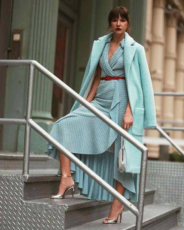 仙女|奔四的女人不想成为“黄脸婆”，穿搭必须谨慎，以免显老掉档次