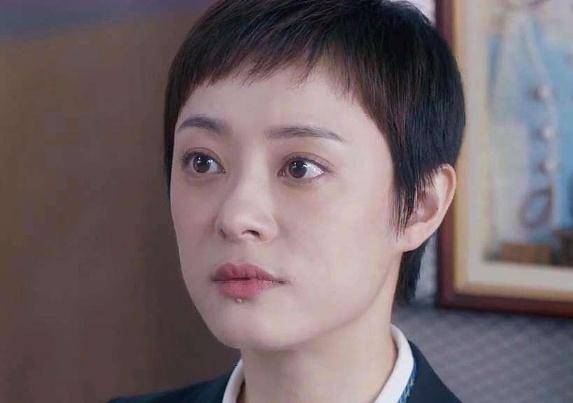 发型|女生自以为好看的4种发型，其实都是“踩雷”款，直男大多都反感