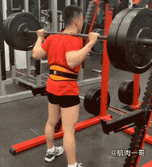 形体|181cm肌肉壮男拍写真走红，这身材让网友不淡定了