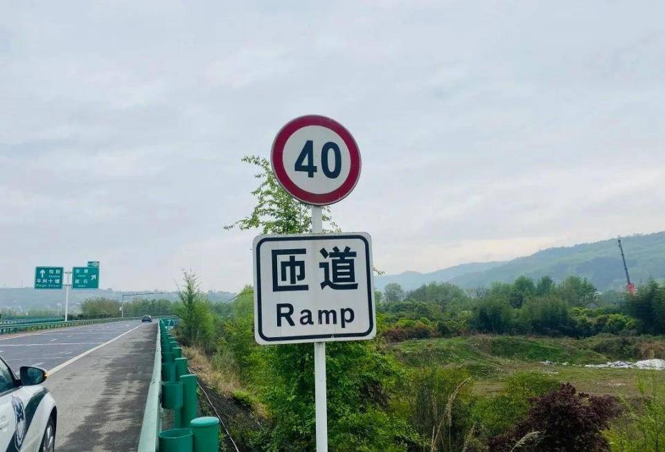 f0f4315c6b7b4cbb9b849b002b15c3fa.jpeg